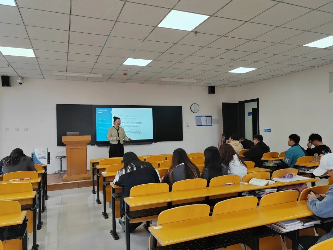 中朵云建設(shè) 中朵云建設(shè)